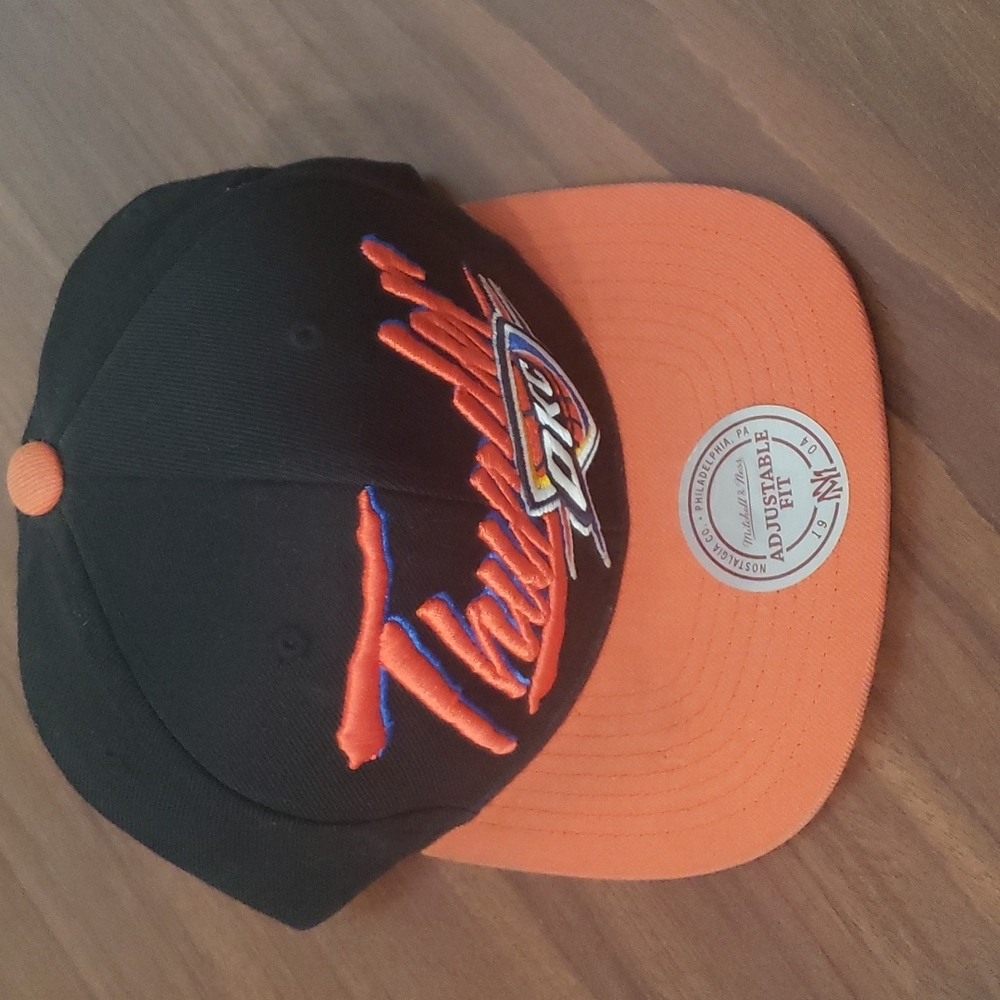Mitchell and mess adjustable fitted hat